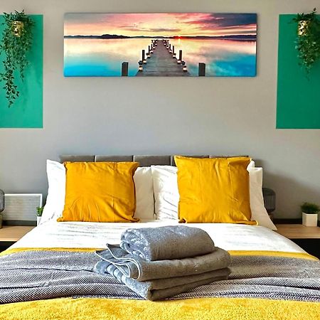 Watford Serviced Apartment, Free Parking, City Centre Exteriör bild